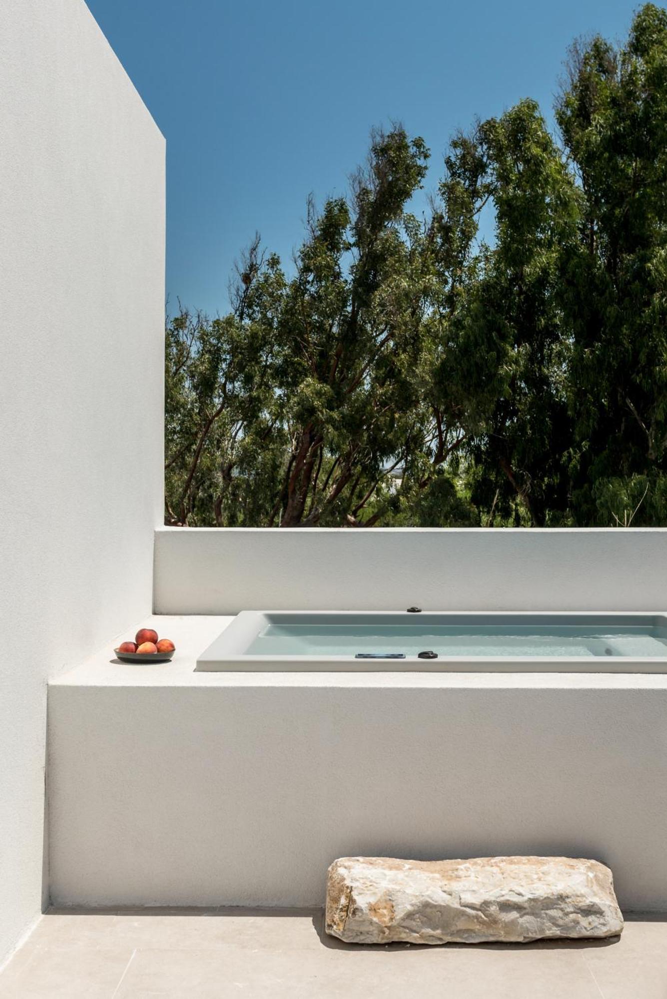 Parilio, A Member Of Design Hotels Naousa  Bagian luar foto