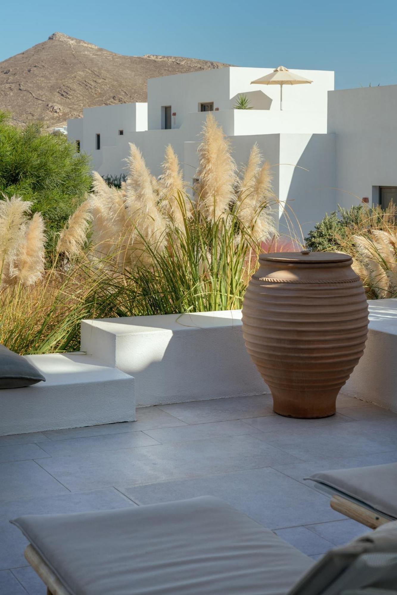 Parilio, A Member Of Design Hotels Naousa  Bagian luar foto